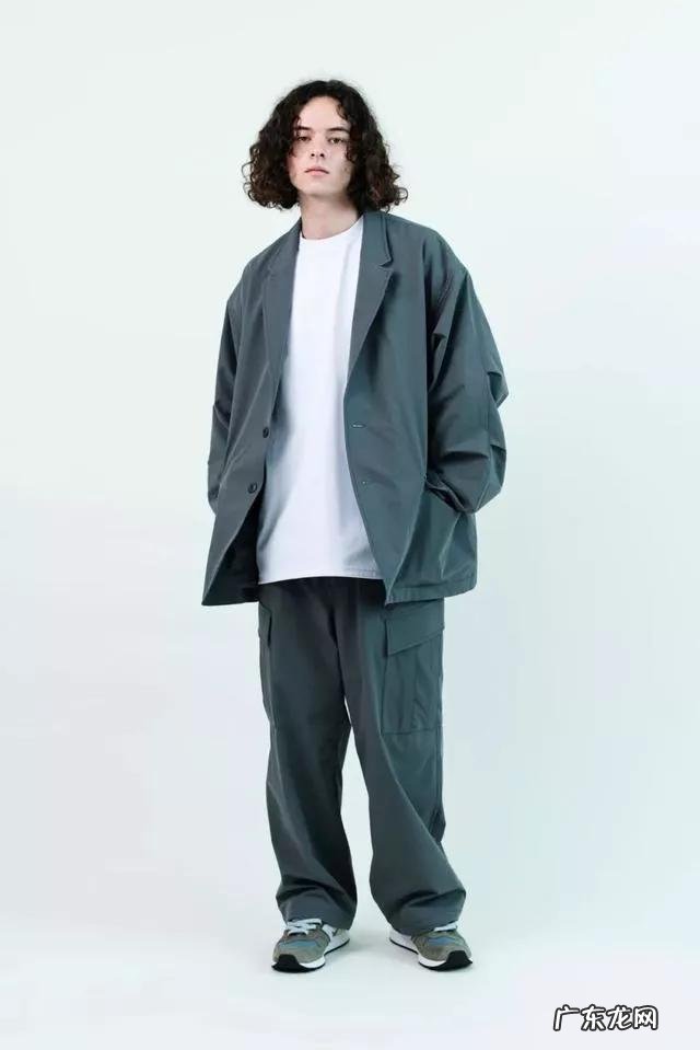 穿正式西装要注意哪些方面 如何穿正式西装才能更加得体