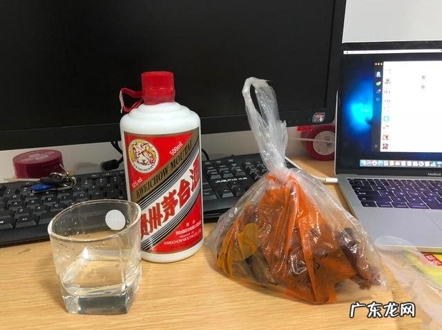 为什么喝酒时不能吃花生米?