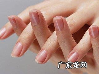 指甲表面有明显的竖纹是怎么回事?