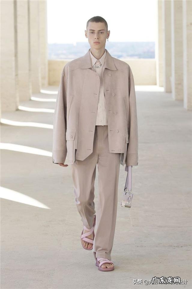 2022芬迪初春走秀款 芬迪2022新春爆款