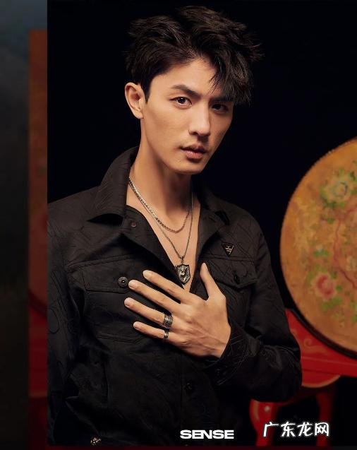 七匹狼春款男装图片 七匹狼男装春装2022年新款陈列