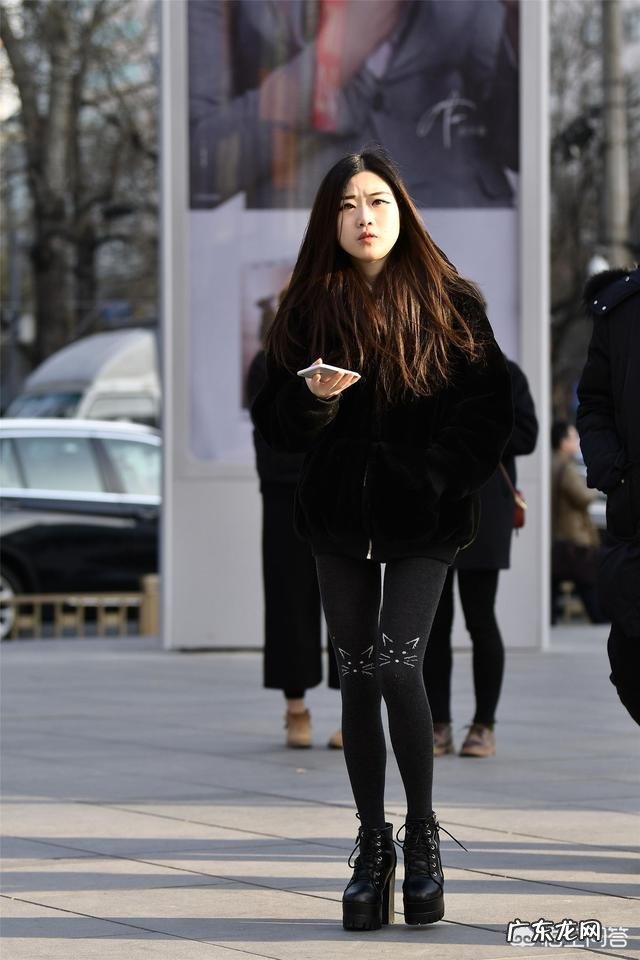 在冬天怎样穿保暖连裤袜比较好看?