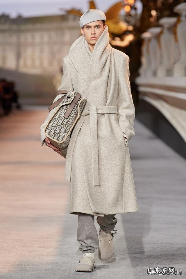 结婚男装穿搭 复古婚纱男装搭配