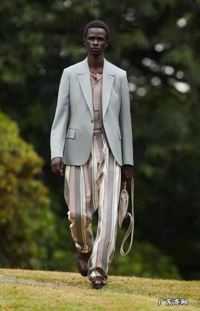 2022男装流行色 2021年2022年男装秋冬流行色