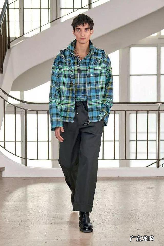 2022男装流行色 2021年2022年男装秋冬流行色