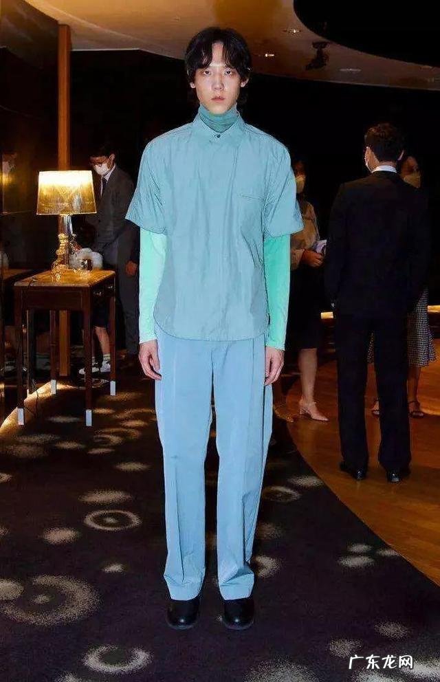 2022男装流行色 2021年2022年男装秋冬流行色