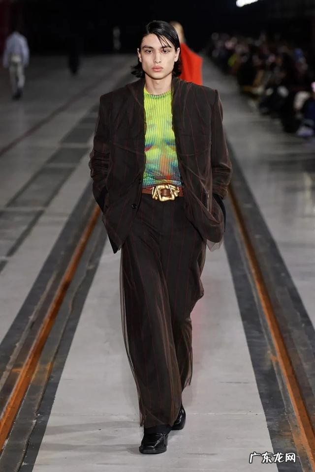 人形标志男装品牌 yproject品牌男装