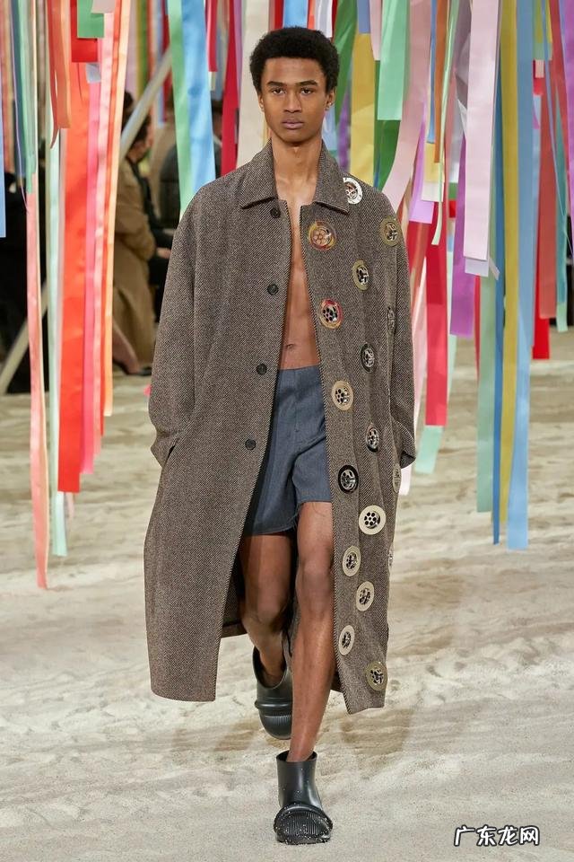 2022年男装流行趋势服装 2022年春夏服装流行趋势男装