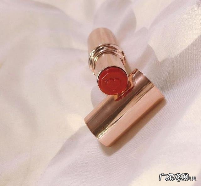 很简单但是很绝的妆容 简单又好看的妆容可以理解为素颜