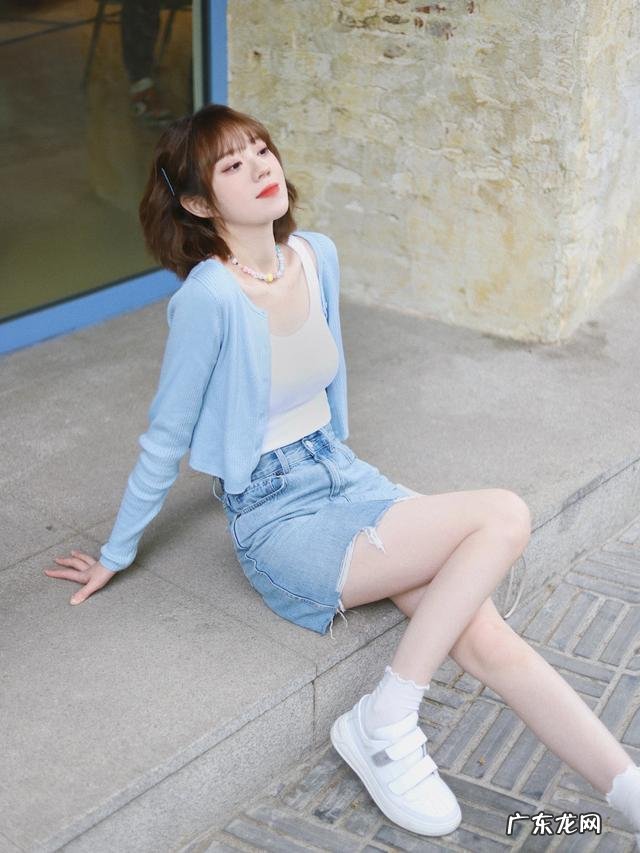 过时的牛仔裤怎么改时髦 牛仔裤过时了教你这招立马变时髦