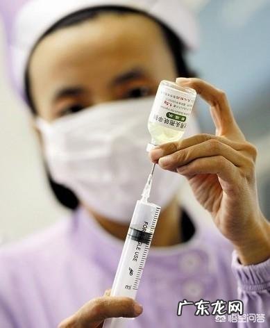 胃溃疡与十二指肠溃疡在临床表现上有哪些异同