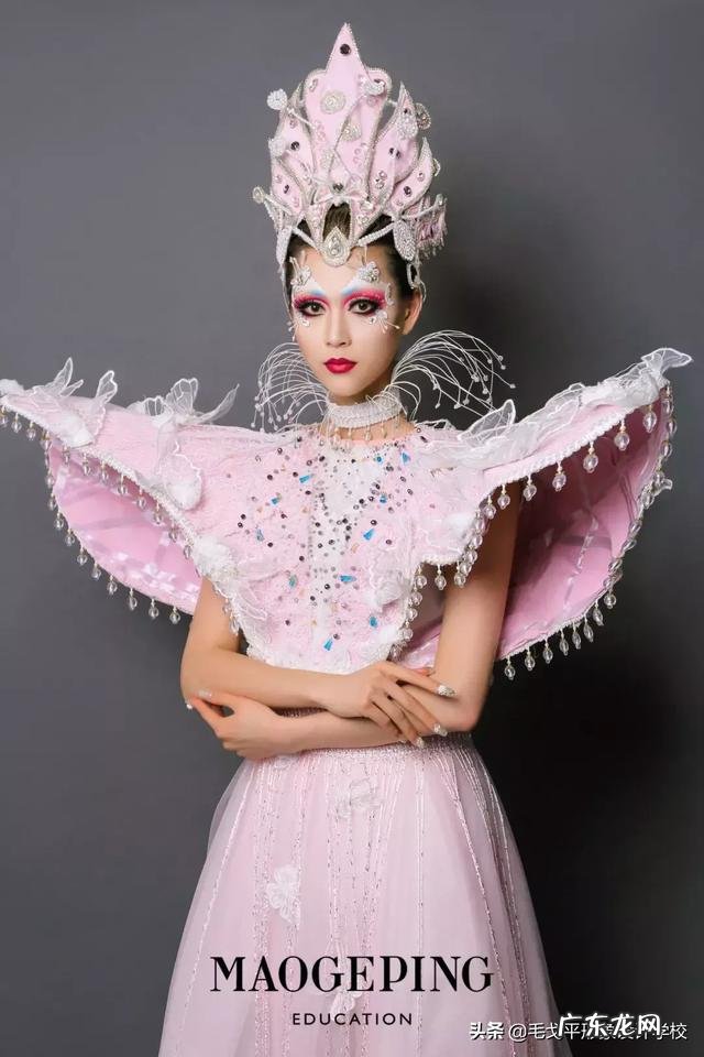 时尚大片杂志风彩妆推荐 时尚杂志最佳创意彩妆大片