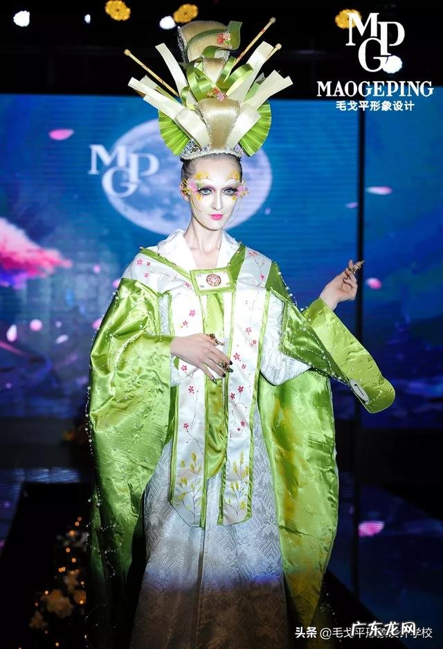 灵感创意彩妆造型 可爱型创意彩妆造型