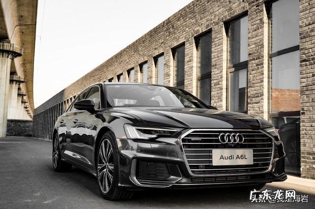 丈夫看见妻子被人强奸,一怒之下杀死强奸犯,属不属于故意杀人?