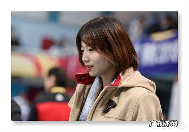 来女士前夫发声：正考虑前妻小女儿监护事宜，是真心还是有所图？