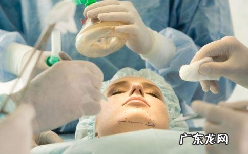 刚做双眼皮术后的照片 做双眼皮术后恢复过程图片