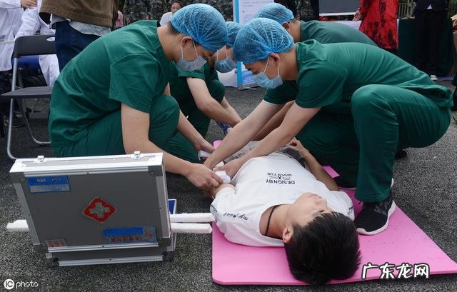 脑血管,脑梗越来越多,请问如何防zhi