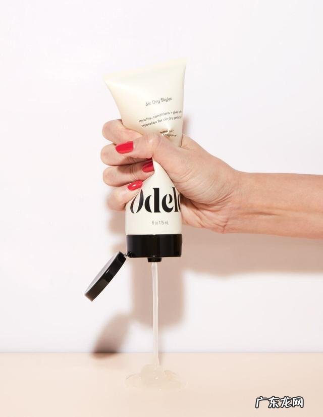 留长发过渡期怎么打理 留长发尴尬期怎么打理