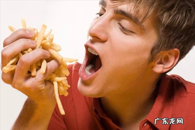 经常熬夜的人应不应该做剧烈运动呢?有何依据?