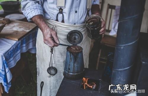 一些咖啡这么苦,为什么感觉还有很多人喜欢喝呢?