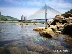 劳动节的时候川内哪里适合去旅游，非自驾？