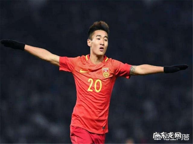 大家都喜欢韦世豪踢球的性格吗?