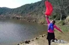 如果睡前饿了，会选择找东西吃还是死撑到天明？