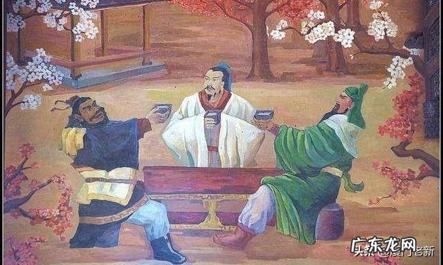 《水浒传》和《三国演义》,哪个写得更好些?你更爱看哪一部?