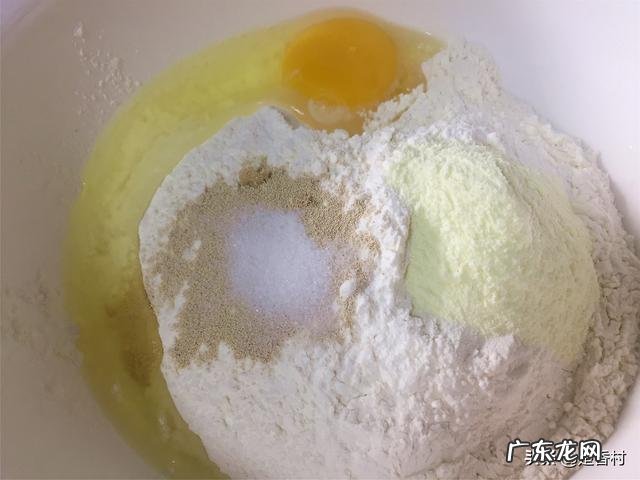 高筋小麦粉能做面包吗?该怎么做?