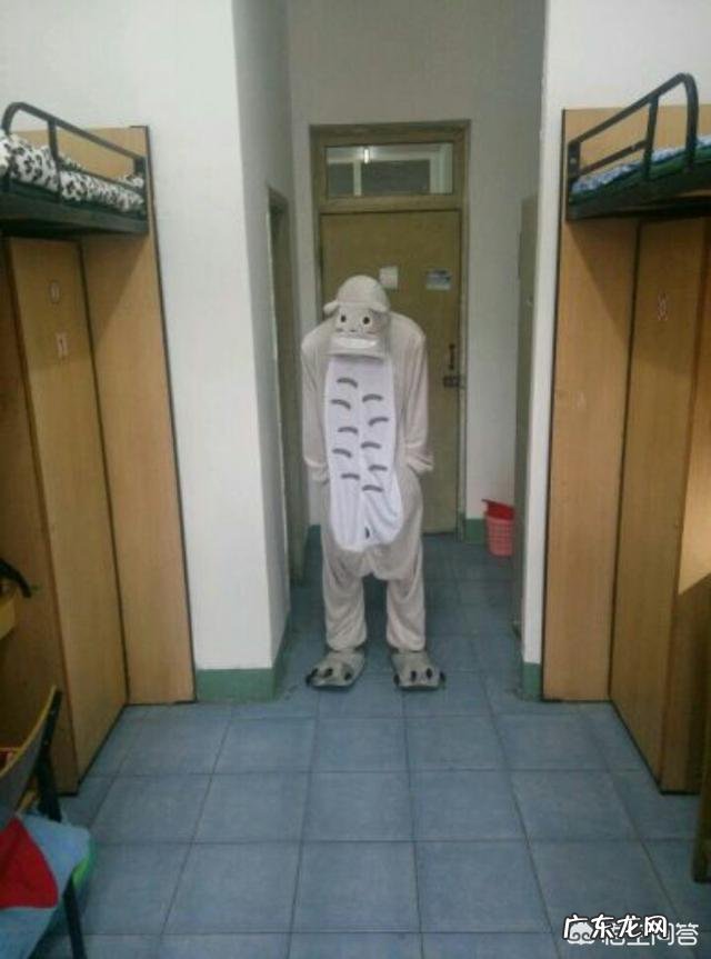 碰上生活习惯十分不好的舍友怎么办?