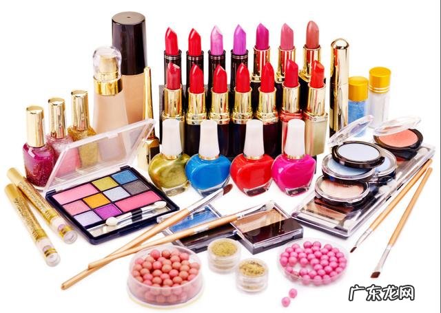 女人衰老,身体会有3处“走样”,你知道是哪些地方走样了吗?