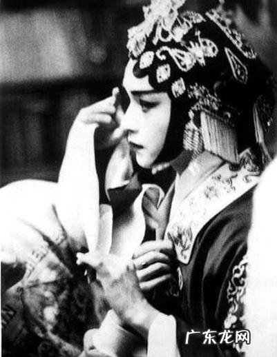 哪部电视剧,是你一看开头就看不下去的?