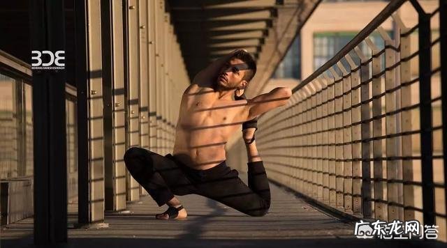 有没有什么瘦腿的瑜伽动作分享？