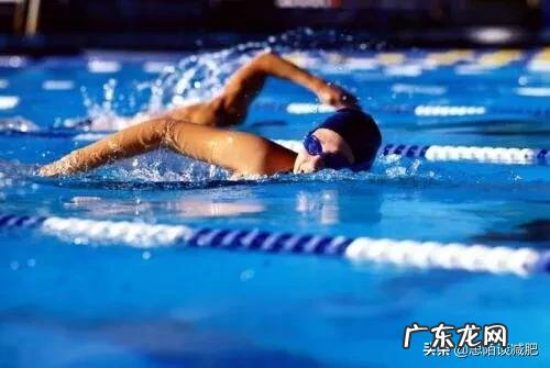 长期坚持游泳,突然停下来2个月,体重长了近5公斤怎么办?