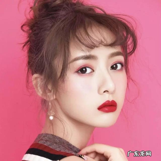 化妆小秘诀大全 化妆技巧 小窍门