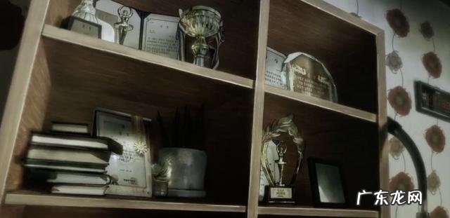 奇奇怪怪“整容液”,刷爆朋友圈的吊诡漫画终于搬上大荧幕