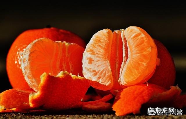 一天只吃早餐其他正餐用水果替代能减肚子吗?