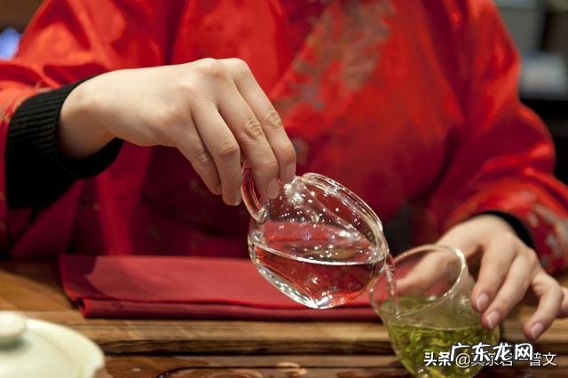 西湖龙井陈茶可以饮用吗？