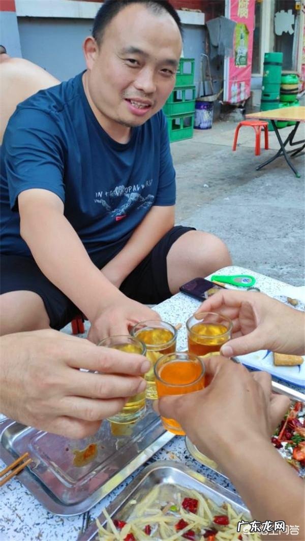 为什么朋友之间吃饭,有的人总是不掏钱?