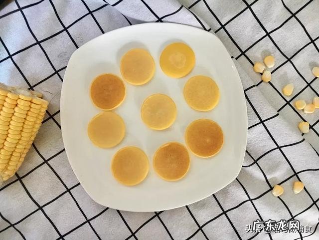 母乳宝宝添加辅食后怎样控制喝水量?