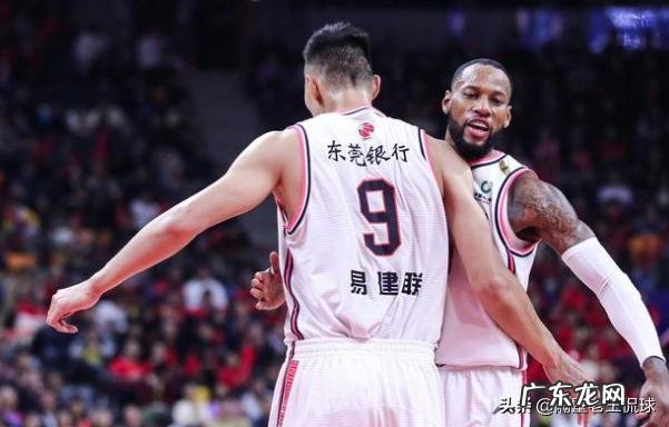 广东男篮专门给2.2米小将徐昕加练篮下技术,你怎么看?