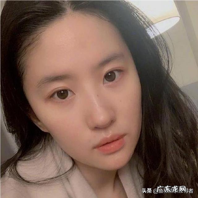 卸了妆的女明星,哪一个的样子是让你意想不到的