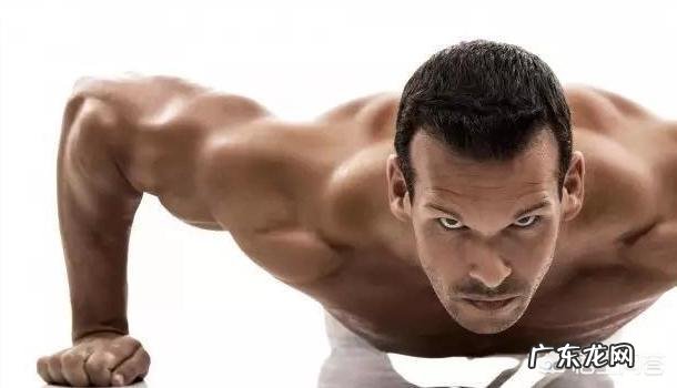 俯卧撑和仰卧起坐练什么的? 俯卧撑和仰卧起坐怎么训练最好