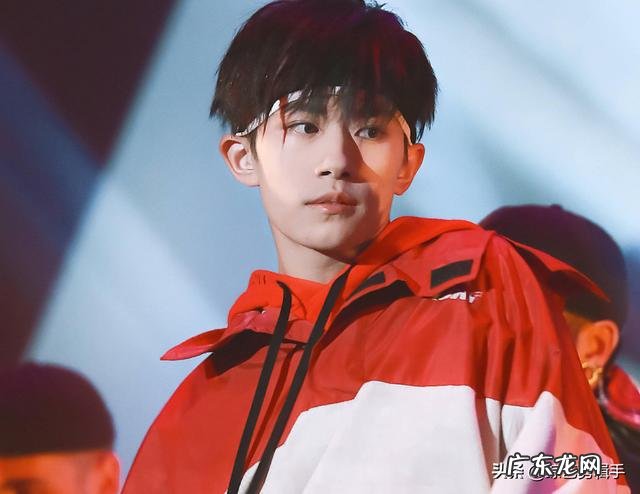 当流量明星被爆出自己的恶习,会怎么洗白呢?