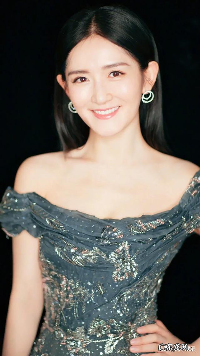 明星现实生活中长什么样子? 明星在现实中的样子