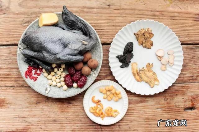 经常容易怕冷的人,手脚冰凉的人吃点什么调节身体好呢?