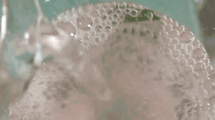 痛风发作期能不能喝冷饮?会加剧疼痛吗?