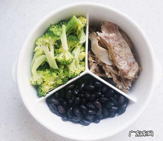 你们一日三餐都是怎么吃的呢?