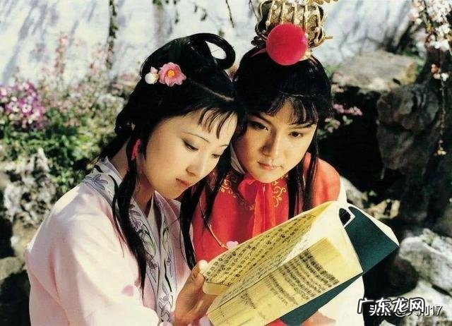 玉带林中挂是什么意思?林黛玉上吊前为什么还要脱衣服?