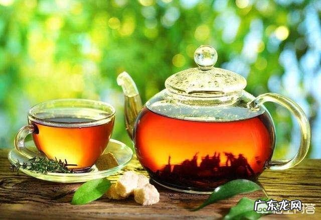 夏天感觉皮肤干,但是湿气好重,有什么好方法能够排出湿气啊?